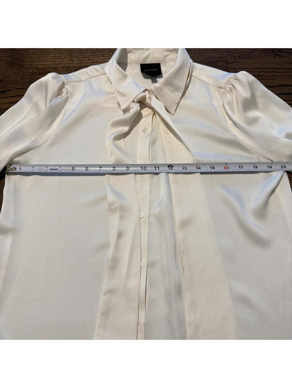 Alex Marie Ivory Long Sleeve Tie Neck Blouse Size Medium - Picture 5 of 6